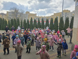День космонавтики в старших и средних группах детского сада.
