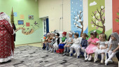 Новогодние утренники у самых маленьких наших воспитанников.