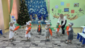 Новогодние утренники у самых маленьких наших воспитанников.