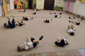 Занятие по физической культуре в младших группах детского сада