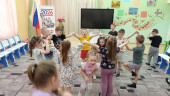 Шаг за шагом традиционная игра возвращается в детские сады России.
