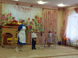 Утренник, посвящённый 8 Марта «Как дети помогали Федоре» в старших группах № 3, № 7 (отдельно).