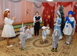 Новогодние праздники у малышей
