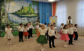 «Букет из добрых пожеланий»: Как наши ребята поздравили мам и бабушек с 8 Марта 