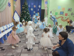 Новогодний утренник в группе "Золотой Ключик"