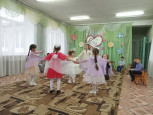 Праздник мам