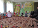 Весенний праздник