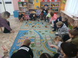 апрель