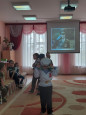 Праздник в средней группе, посвящённый Дню победы.