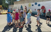 Спортивное развлечение: "Солнце, воздух и вода - наши лучшие друзья"!
