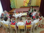 Клубный час
