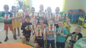 Пластилинография " Марковка для зайчика"