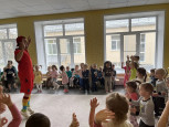 Малыши сегодня посетили театрализованное представление "Космические Приключения"