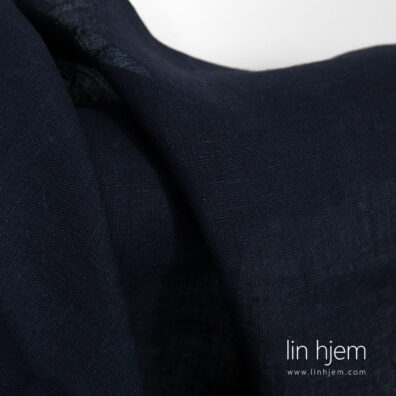 100% lin i mørkeblå.