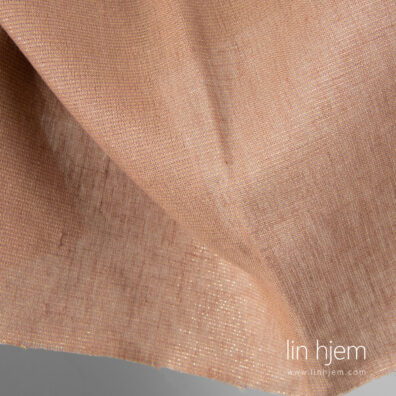 Skinnende linstoff i brun farge.