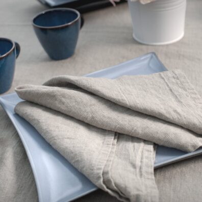 Linfarget serviett i vasket lin