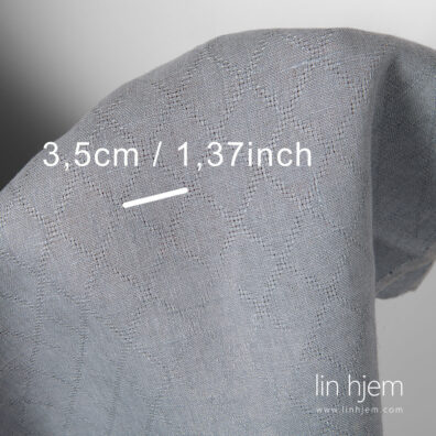 100% lin med romber, grå farge.