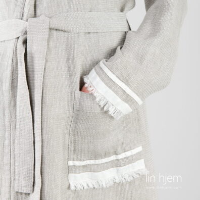 Grå morgenkåpe til dame, MALTA.