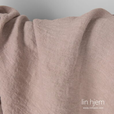 Vasket bredt linstoff, brunt.