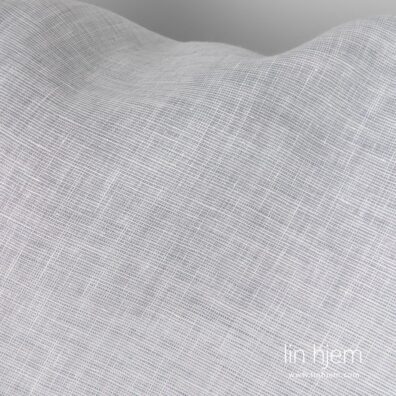 Grått linstoff i ruter, bredt.
