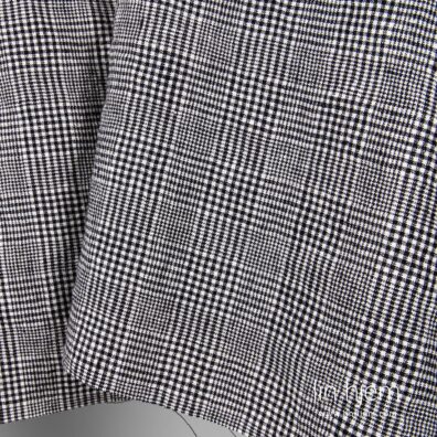 Rutete vasket lin-ull stoff, svart.