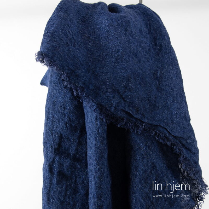 M&oslash;rkebl&aring;tt linskjerf.