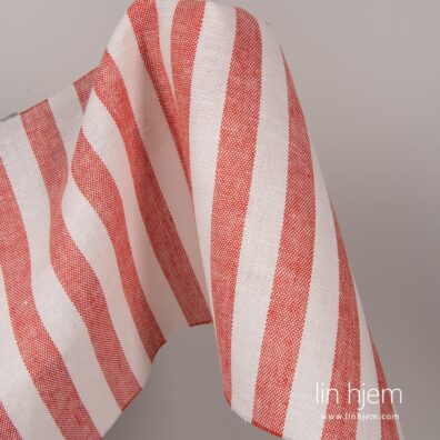 Linstoff med røde striper.