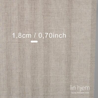 100% linstoff i grå farge, med gjennomsiktige striper.