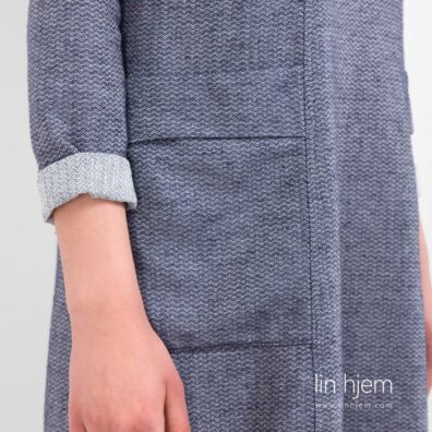 Blå farget kjole, marta.