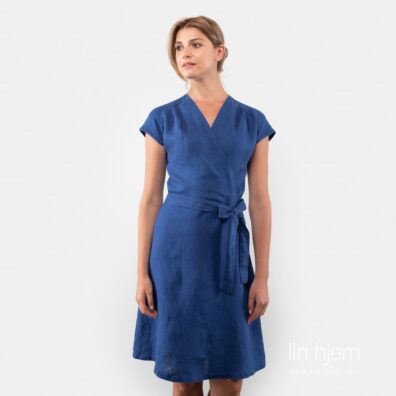 Blå kjole av lin, parma.