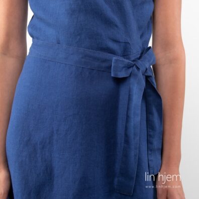 Parma kjole i blå farge.