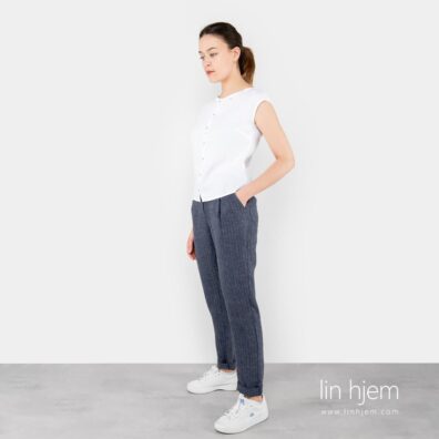 Blå farget bukse av 100% lin.