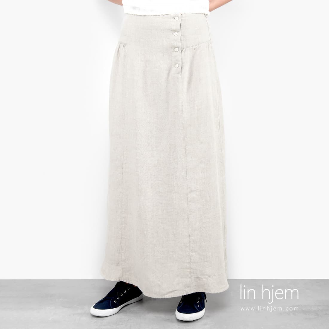 Grått skjørt av lin, levi.