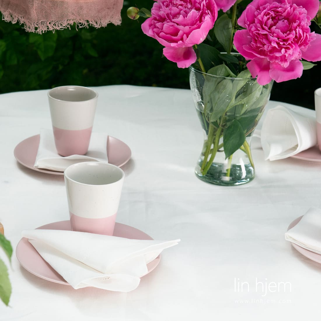 Hvit farget halvlin duk, luna.