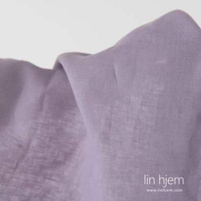 lyselilla linstoff av 100% lin.