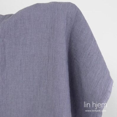 Lys lilla farget 100% linstoff.