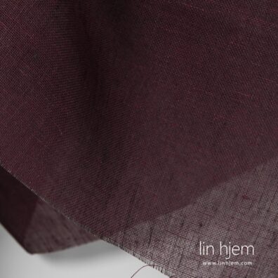 100% linstoff rødt-brunt.