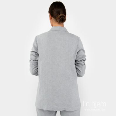 Grå farget 100% lin jakke.