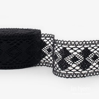 Svart blonde i lin Nr. 70.