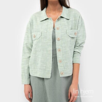 Jakke av grønn farge.