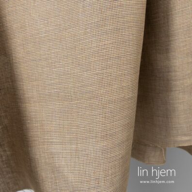 Rutete brunt linstoff.