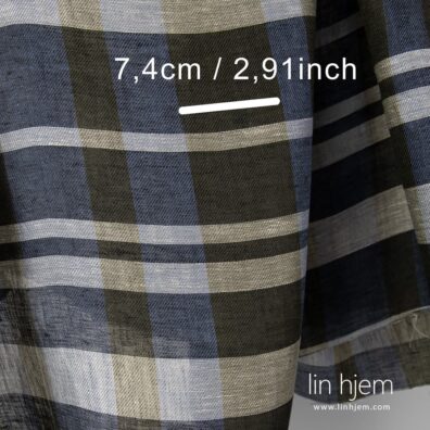 100% linstoff i ruter, blått.