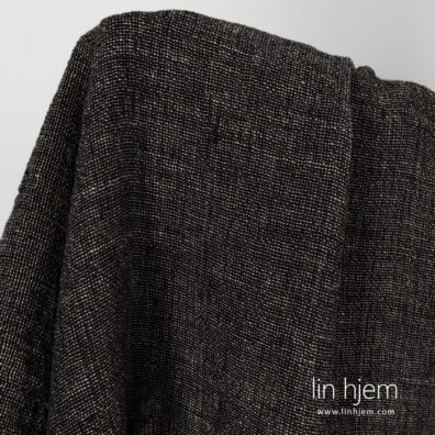 Svart vasket linstoff i striper.