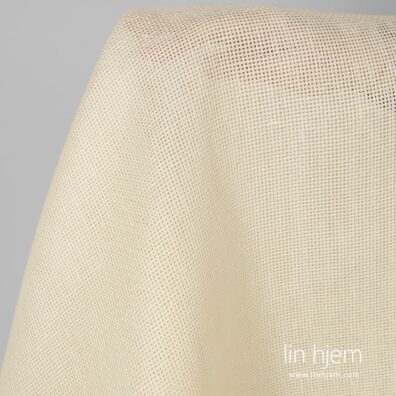 Gulaktig 100% linstoff.