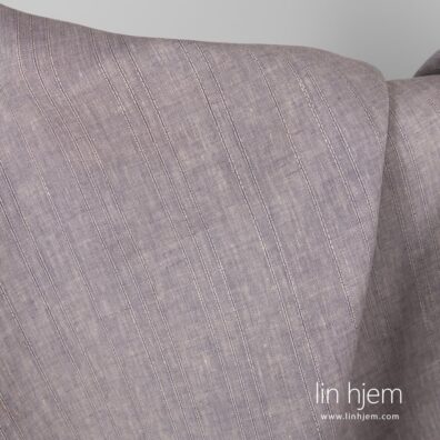 Lilla brunaktig linstoff.