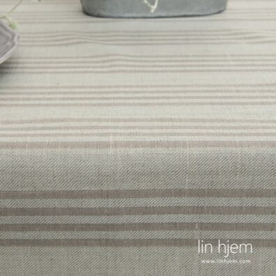 Lin-bomulls duk i grønnaktig farge.