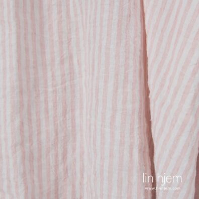 Vasket bredt linstoff.