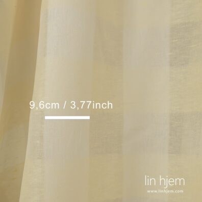 Stripete lin-bomulls stoff.