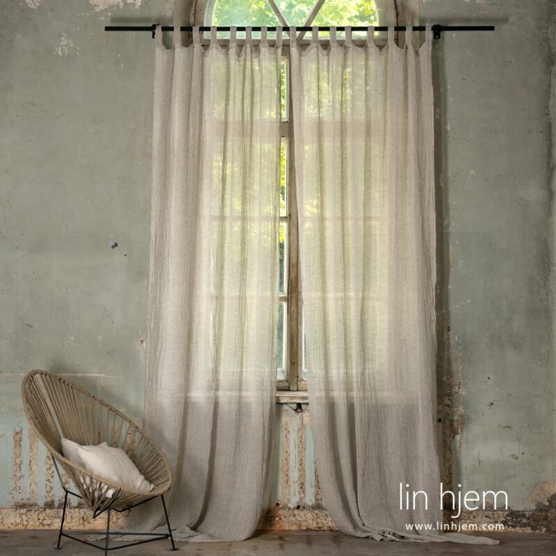 BOHEMIA lysegr&aring; gardin.