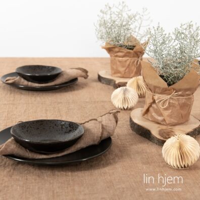 Linduk i brun farge.